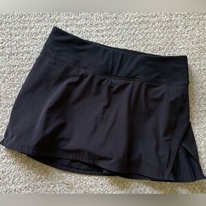 Lululemon Athletica Women Size 6 Play Off The Pleats Mid Rise Skirt Black